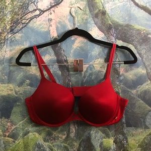 Victoria’s Secret 36C Very Sexy Push-up Bra Red